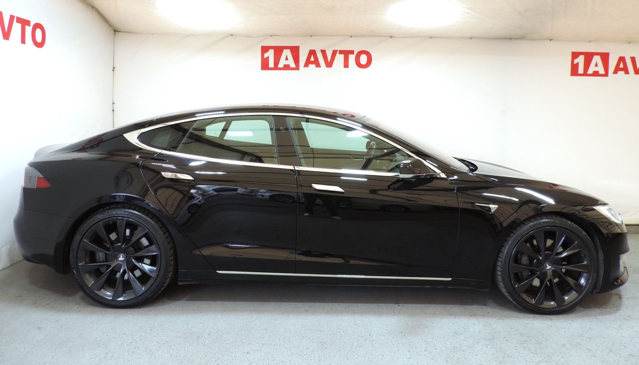 Zunanja slika - Tesla Model S - 100D - 4