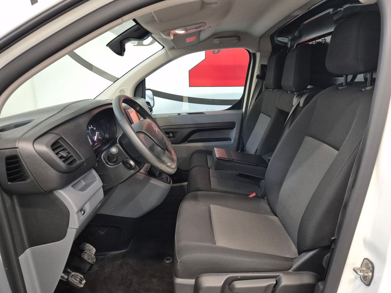 Zunanja slika - Citroën Jumpy - XS (L1H1) 2,0 BlueHDi 145 S&S Club - 5