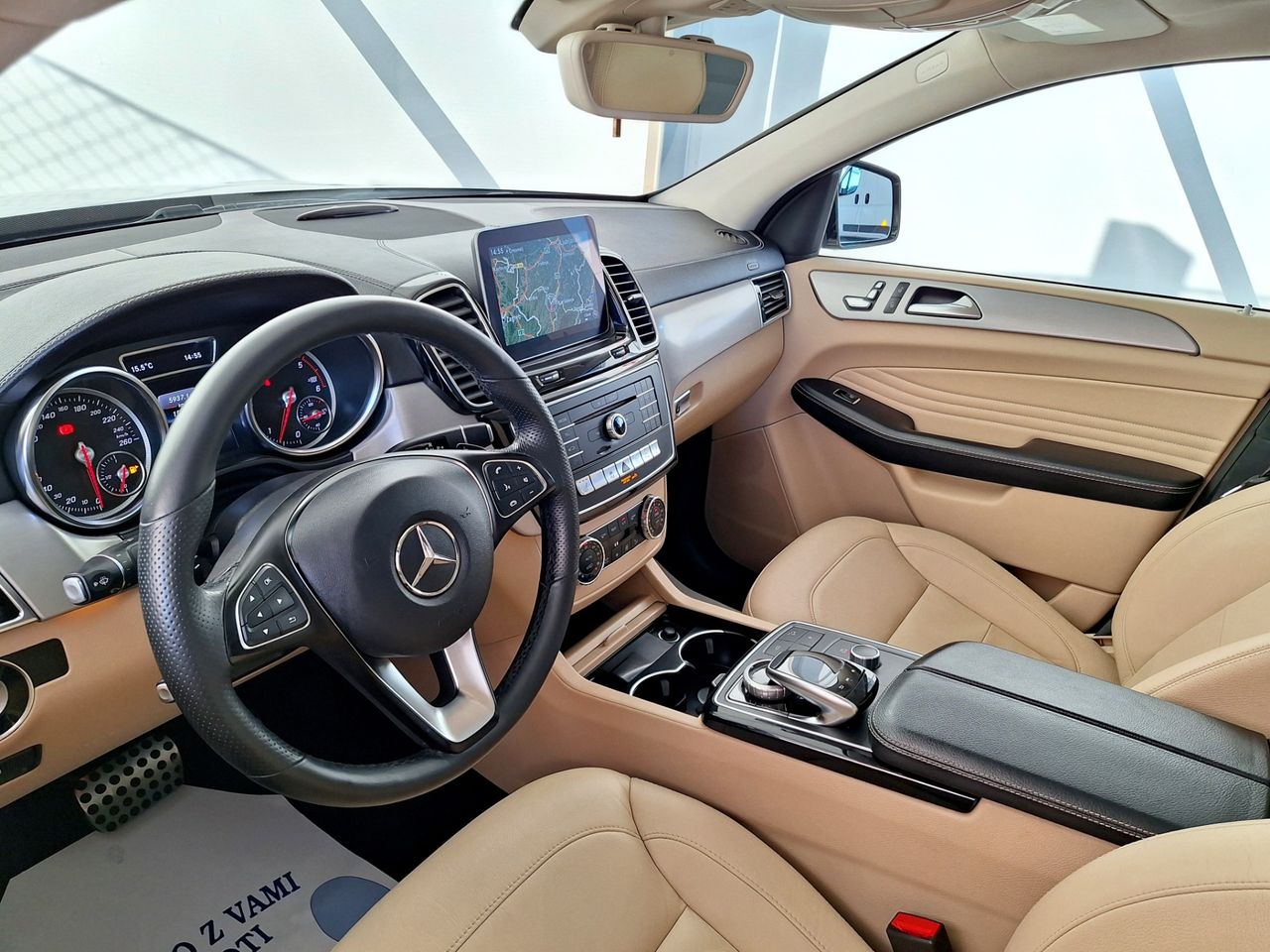 Zunanja slika - Mercedes-Benz GLE Coupe - GLE 350 d 4MATIC•PANORAMA•KAM360•AMBIENT•AIR• - 4