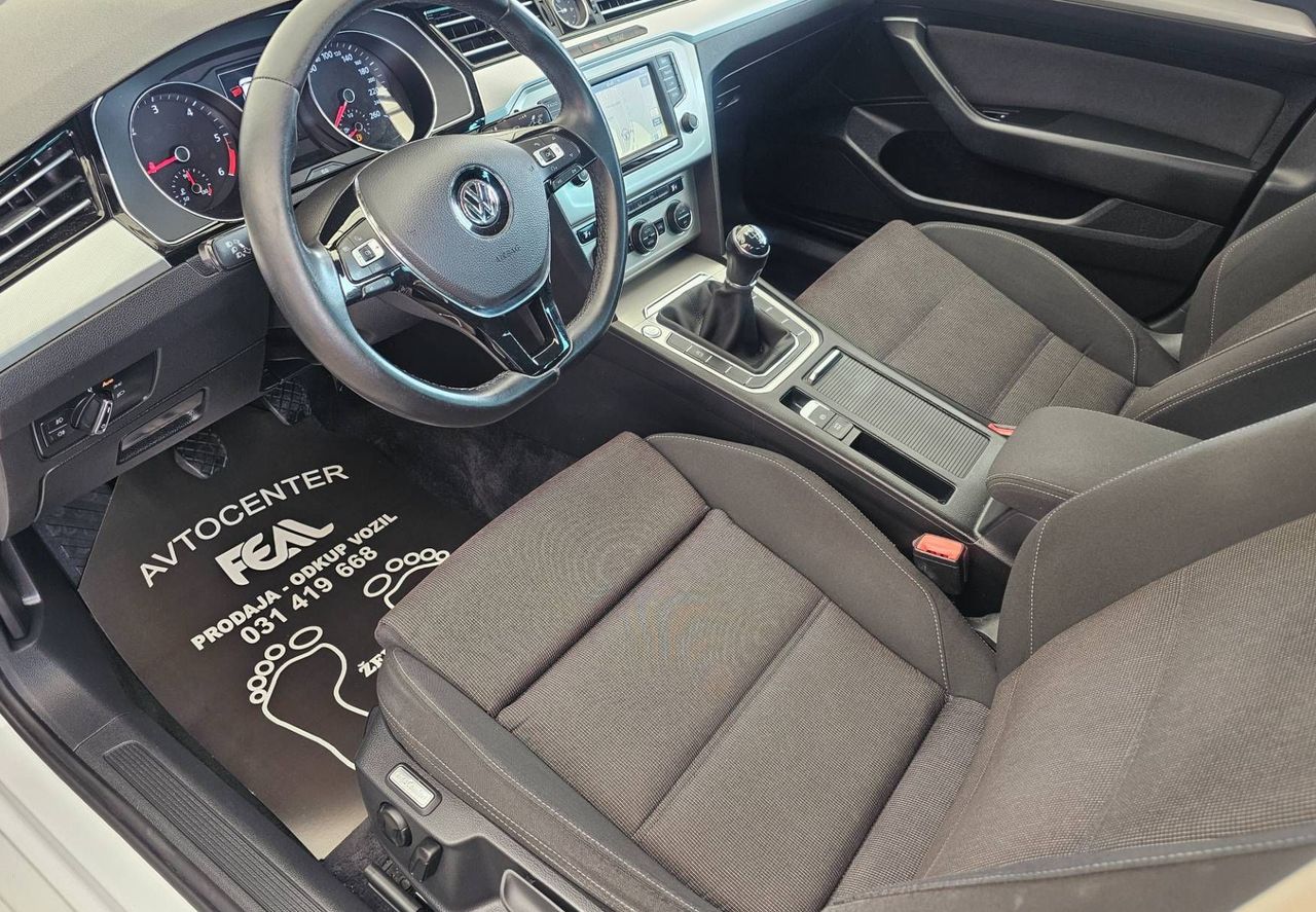 Zunanja slika - VW Passat - 2.0 TDI-SPORT LINE- FULL LED-LIMUZINA-1 LASTNIK-.. - 10