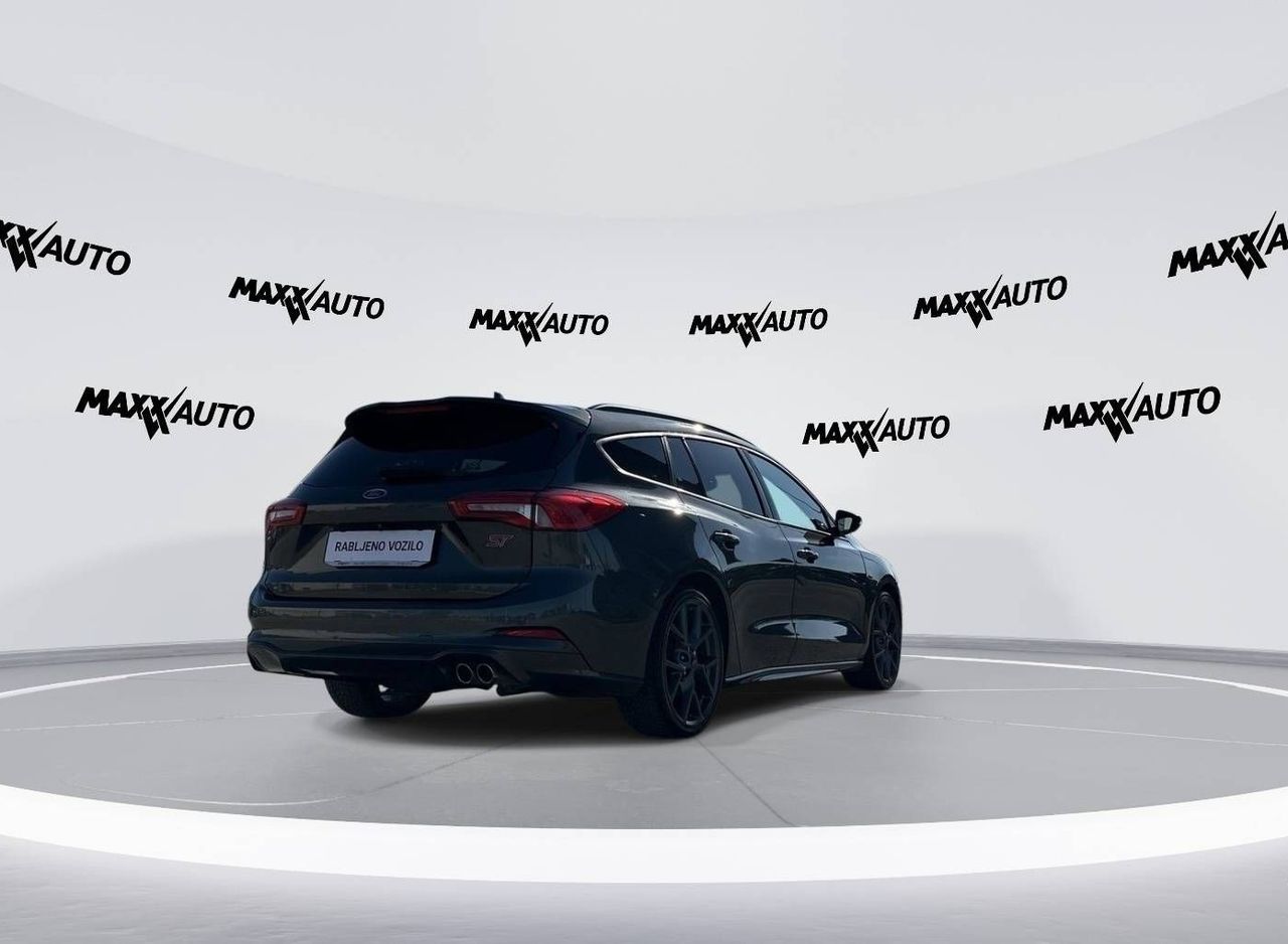 Zunanja slika - Ford Focus - 2.0 ST - 5