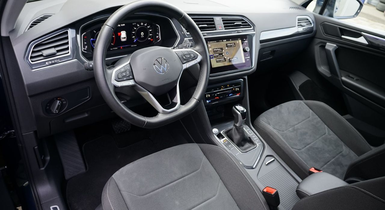 Zunanja slika - VW Tiguan - 2.0 TDI DSG BMT Elegance 110kW+LED +PANO+KAMERA+18 - 9