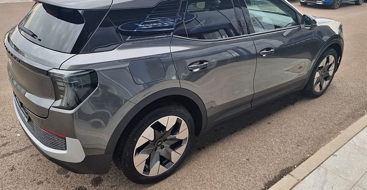 Zunanja slika - Ford Explorer - EV Premium 210 kW - 5