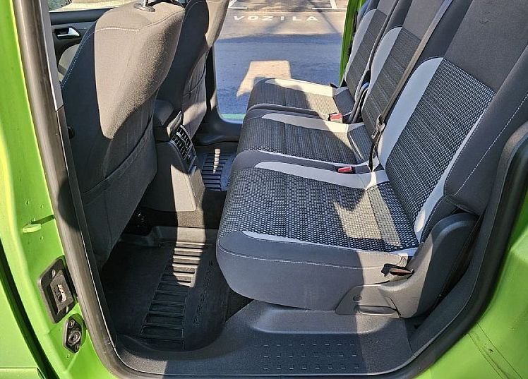 Zunanja slika - VW Caddy - Cross 2.0 TDI 4Motion|webasto|BIxenon|navi|2xgume - 9