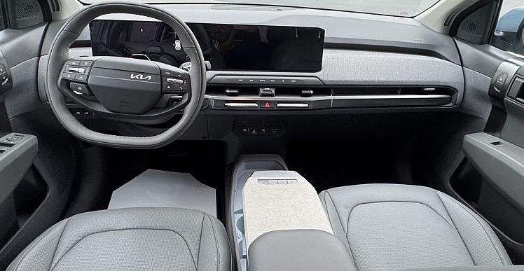 Zunanja slika - KIA EV3 - KIA  SKY  58.3 kWh  - 204 KM - 8