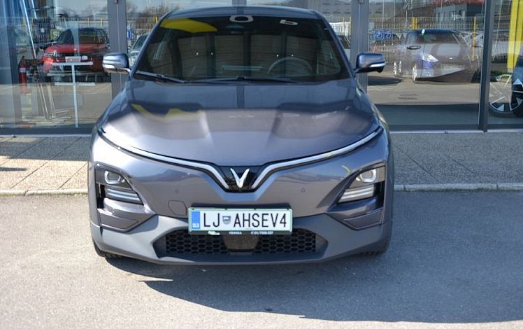 Zunanja slika - Vinfast VF6 - PLUS - 3