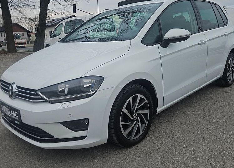 Zunanja slika - VW Golf - Sportsvan 1.6 TDI 116ks °PANORAMA° °RADAR TEMPOMAT° - 1
