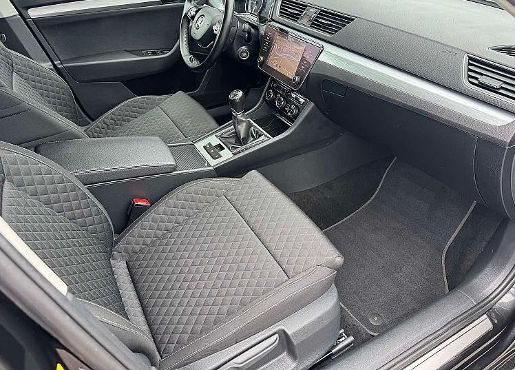 Zunanja slika - Škoda Superb - 2.0 TDI 150ks °FULL LED° °NAVIGACIJA° °KAMERA° - 9