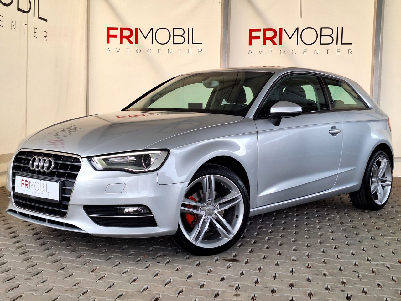 Zunanja slika - Audi A3 - 1,6 TDI Ambition - 1