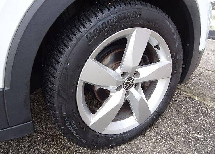 Zunanja slika - VW T-Cross - 1.0 TSI Life 110KM - GRETJE SEDEŽEV - 17 COL - - 7