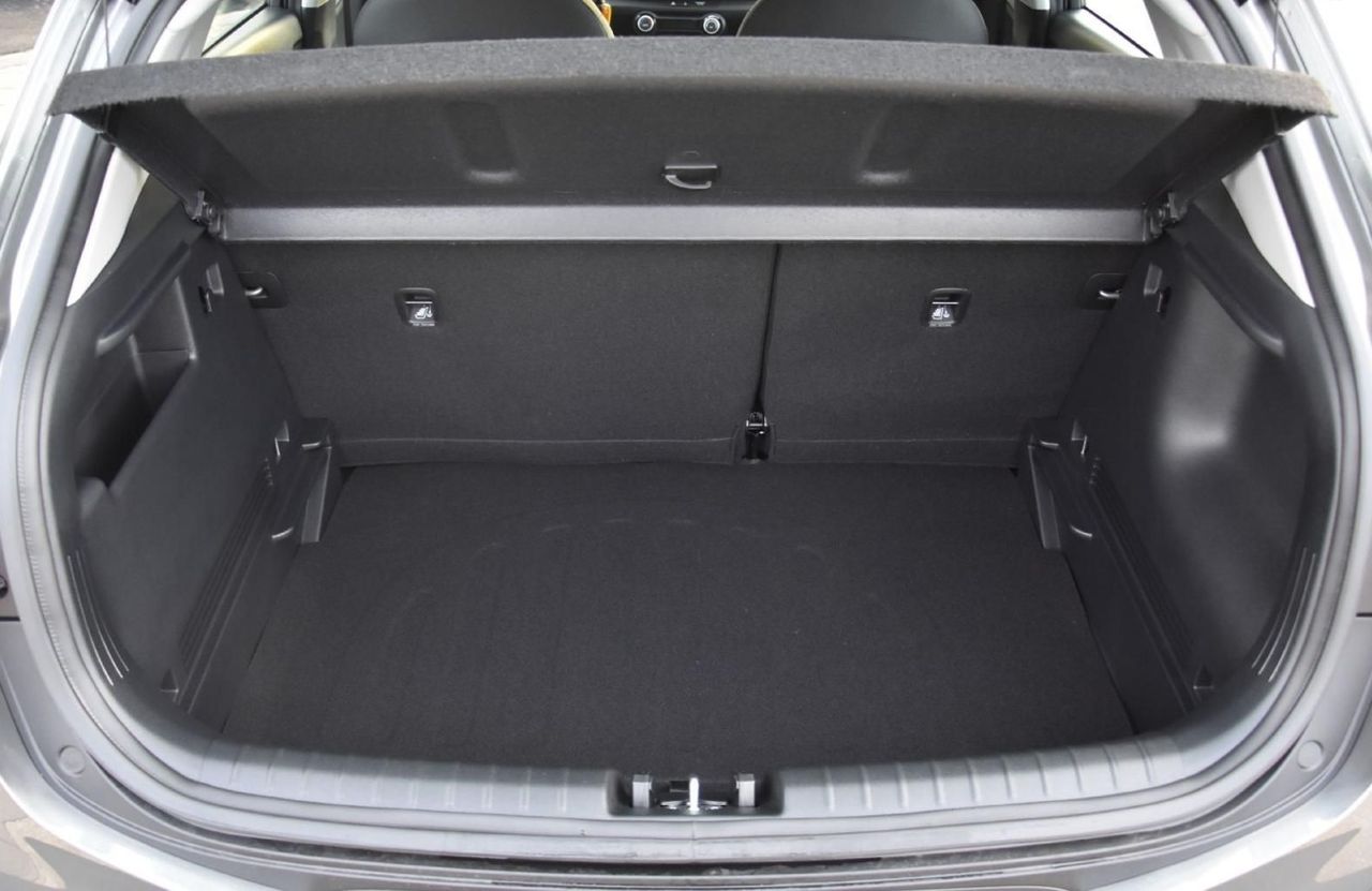 Zunanja slika - KIA Stonic - 1.2 DPI 57.9 kW  79 KM  LX Urban+ M T - 6