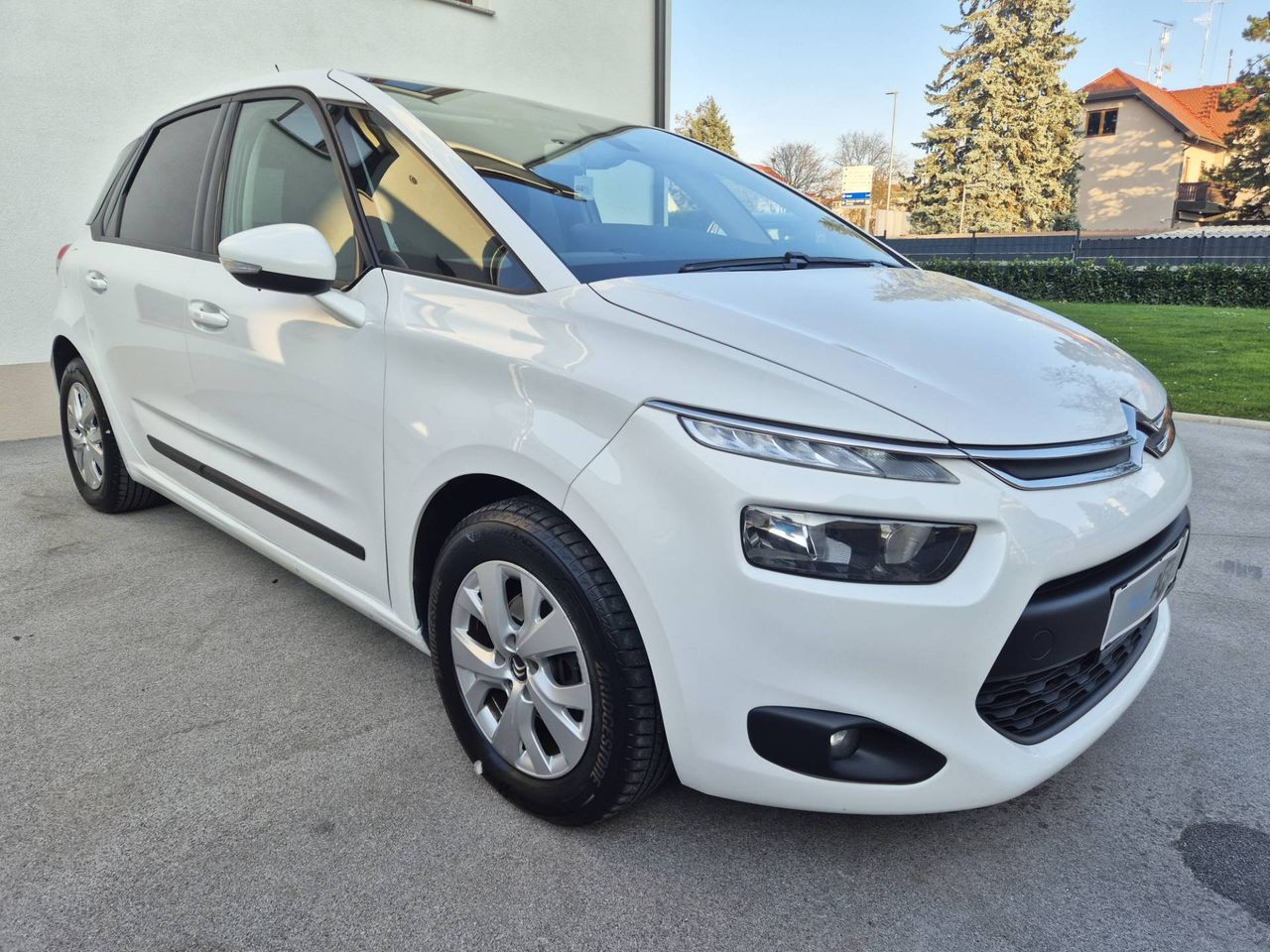 Zunanja slika - Citroën C4 - Attraction BlueHDi 120 S&S BVM6 PDC-Jamstvo - 1
