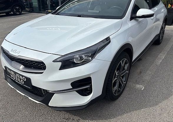 Zunanja slika - KIA XCeed - 1.5 T-GDi EX Way ISG. M T 118 kW - 8