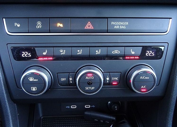 Zunanja slika - Seat Ateca - 1.5 TSI DSG 150KM  STYLE EDITION - VL. KLJUKA - - 16