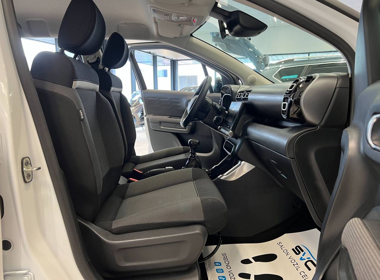Zunanja slika - Citroën C3 Aircross - 1.2-1.LASTNIK-KOT NOV-SERVISIRAN-OBROK ŽE 150€... - 9