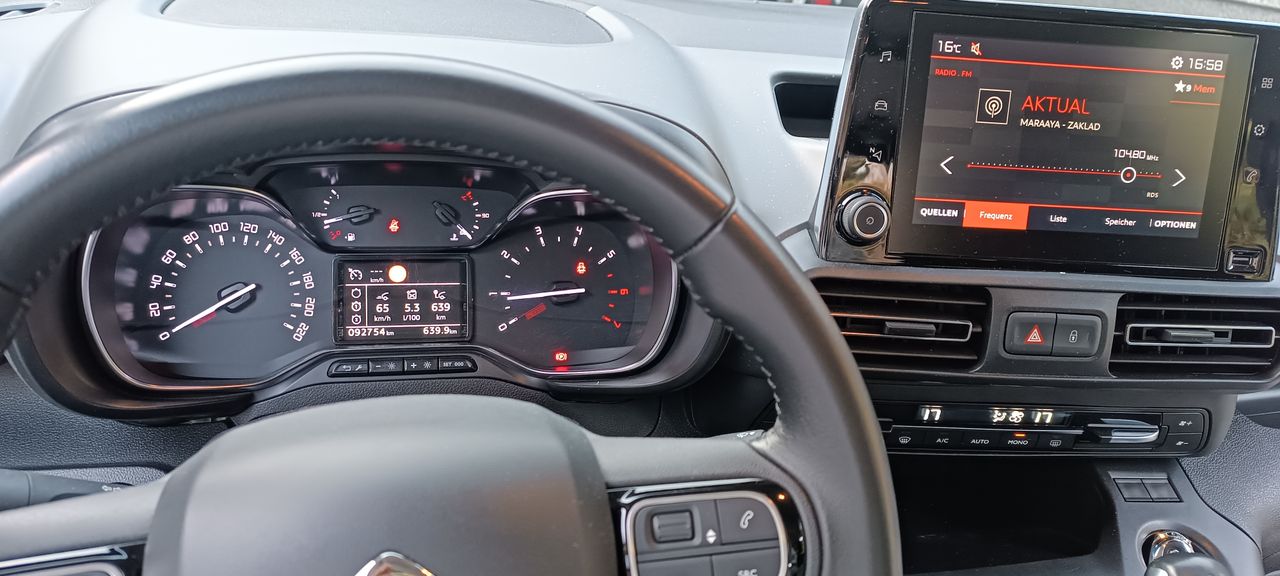 Zunanja slika - Citroën Berlingo - 1,5 BlueHDi 100 Shine XL - 2