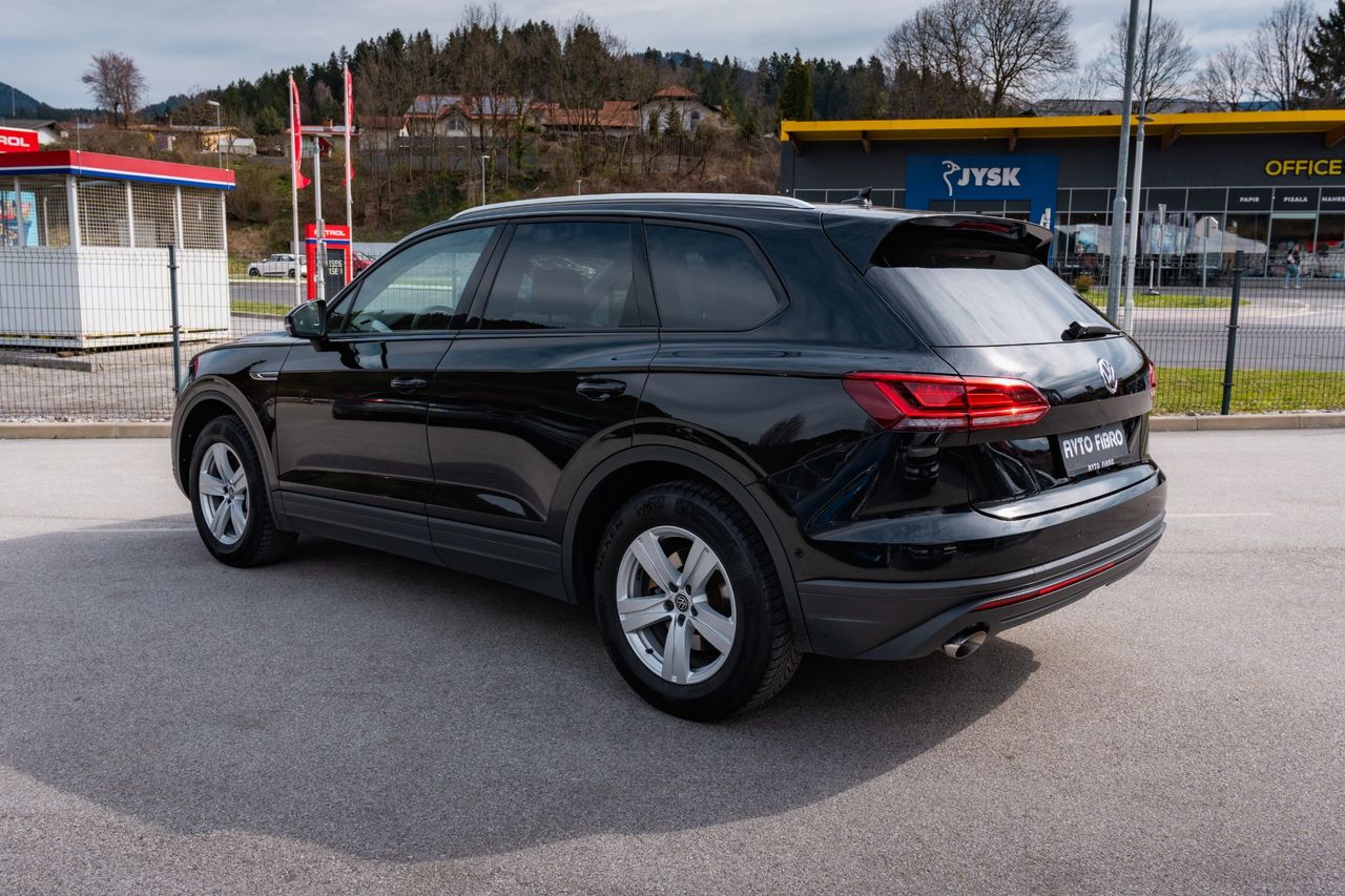 Zunanja slika - VW Touareg - 4motion V6 TDI BMT Tiptronic - 6