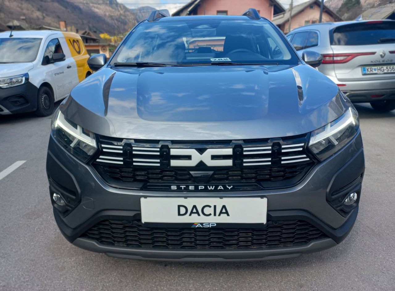 Zunanja slika - Dacia Sandero - 1.0 TCe 90 Stepway Expression - 4