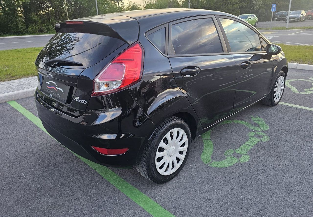 Zunanja slika - Ford Fiesta - 1.4 Trend|SLO|multifunkcija|AVTOklima|bluetooth|USB - 5