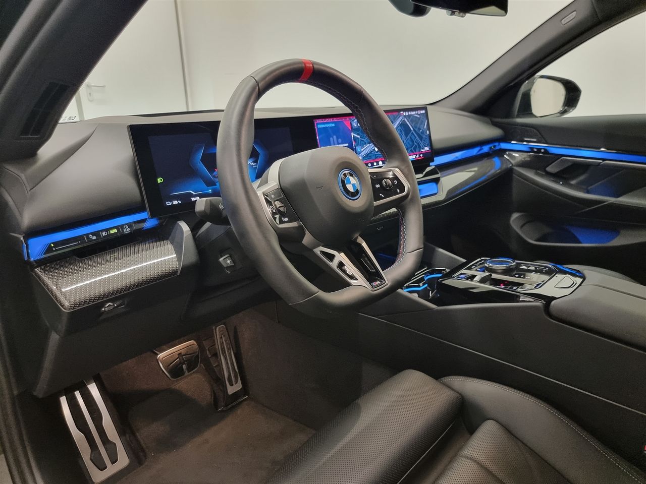 Zunanja slika - BMW i5 - M60 xDrive Limuzina - 6