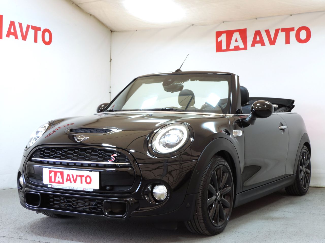 Zunanja slika - MINI Cabrio - Mini Cooper S JCW Avt.  ACC-LED-KAMERA-KEYLESS - 1