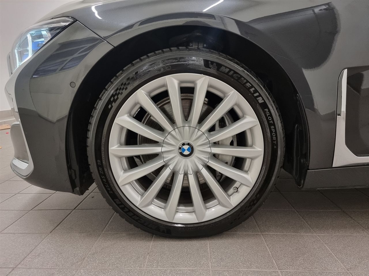 Zunanja slika - BMW Serija 7 - 730d xDrive - 5