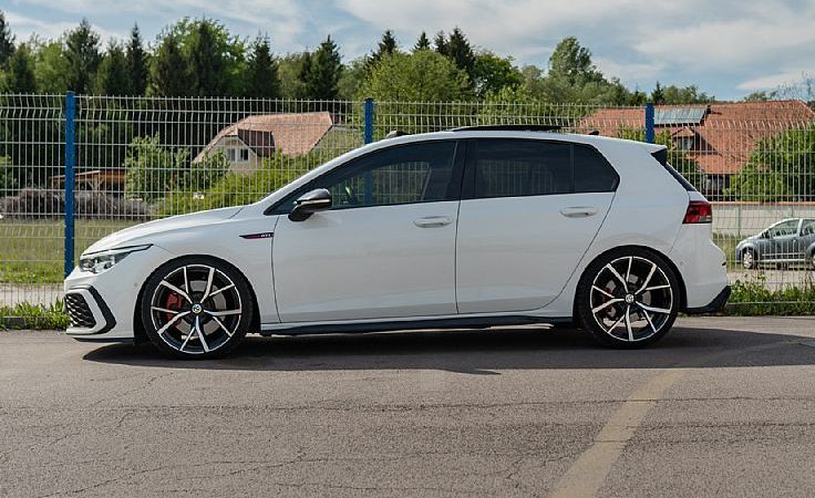 Zunanja slika - VW Golf - 2.0 GTI DSG Pano HK HR Maxton Stage1 - 7