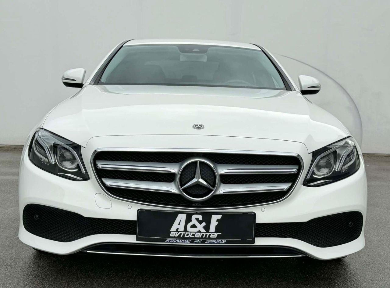 Zunanja slika - Mercedes-Benz E-Razred - 220 CDI-AVANTGARDE-MULTIBEAM-LIZING ZA TUJCE-NAVI- - 2
