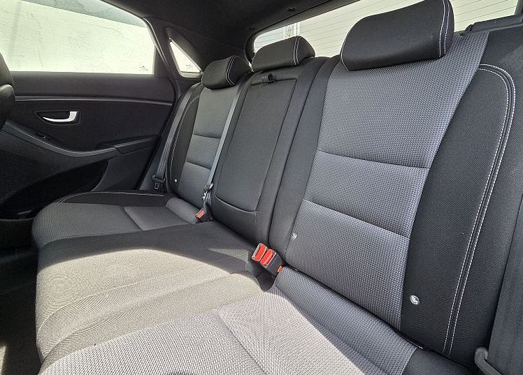 Zunanja slika - Hyundai i30 - 1.4I STYLE - 8