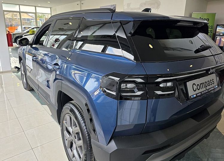 Zunanja slika - Jeep Compass - 1.2 DCT6 e-Hybrid 107kW FIRST EDITION - 4