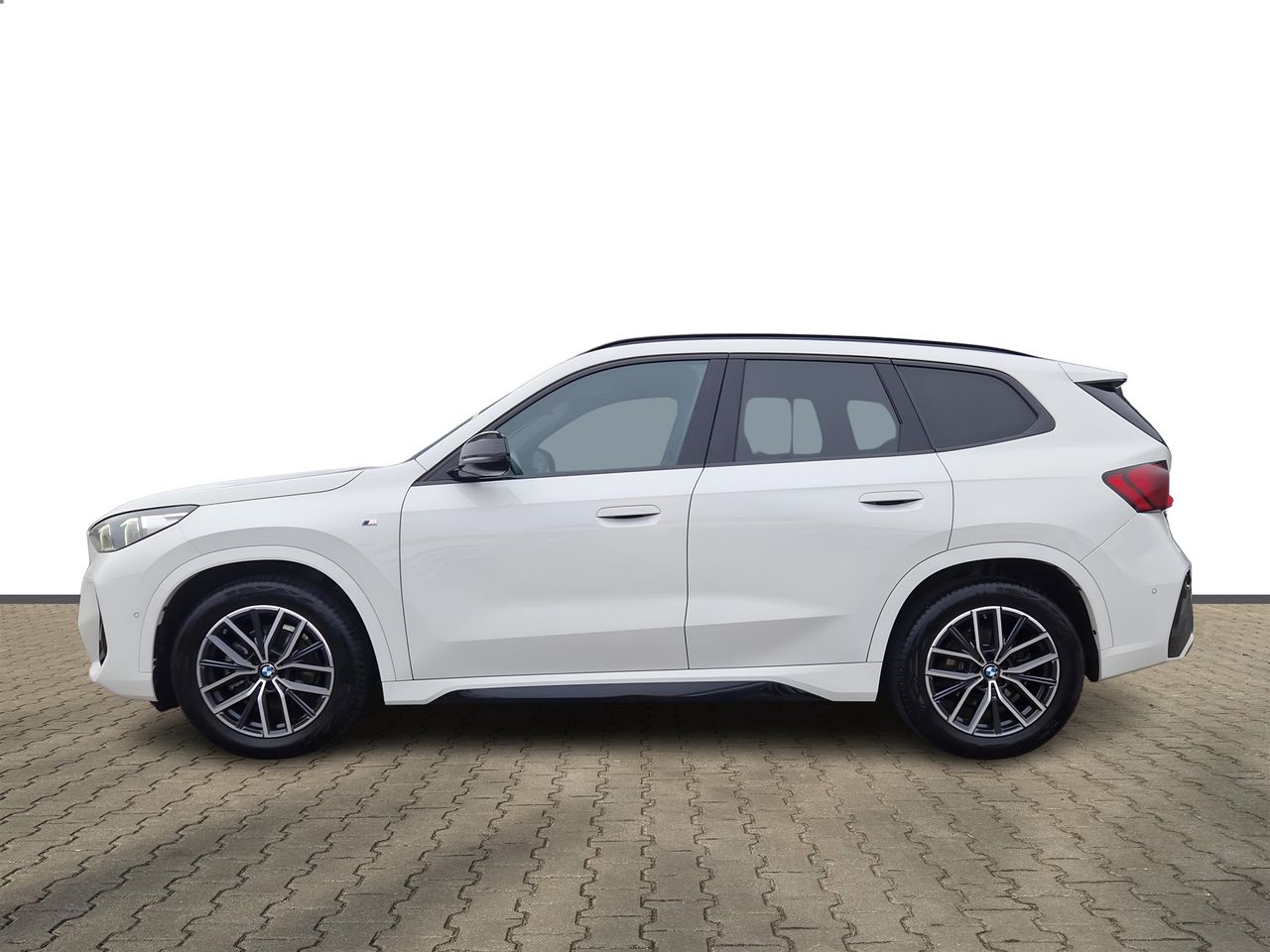 Zunanja slika - BMW X1 - xDrive20d - 3