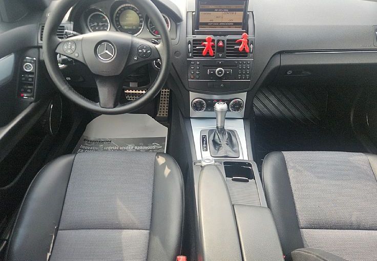 Zunanja slika - Mercedes-Benz C-Razred - C 320 CDI°4-MATIC° °AUT+F1° 224ks °STREŠNO OKNO° - 9