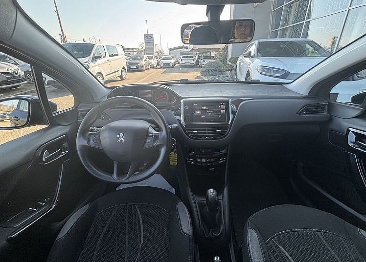 Zunanja slika - Peugeot 208 - ALURE 1.2- PRVI LASTNIK - 6