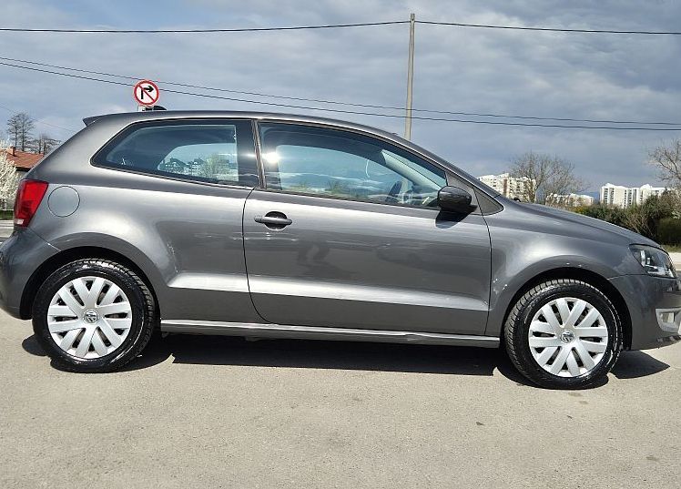 Zunanja slika - VW Polo - 1.2 TSI Comfortline 105ks °1. LASTNIK° °6-PRESTAV° - 7