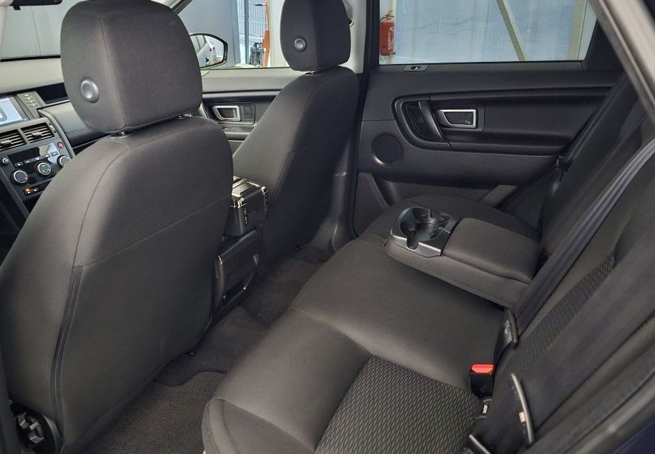 Zunanja slika - Land Rover Discovery Sport - 2.0TD4 HSE-KAMERA-NAVI-XENON-LED-TEMPOMAT - 10