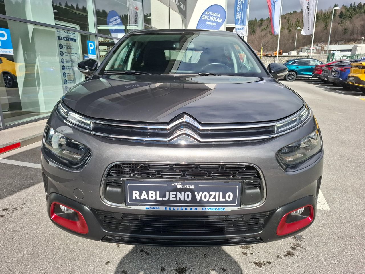 Zunanja slika - Citroën C4 - 1.2 PureTech 110 SLOVENSKI + POTRJENA KNJIGA - 8