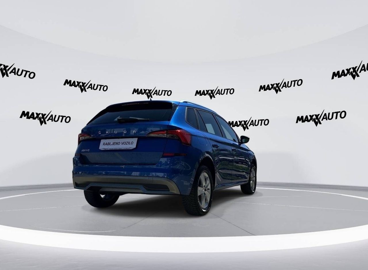 Zunanja slika - Škoda Kamiq - 1.0 TSI Sport  Volan+sedeži  Kamera LED - 5