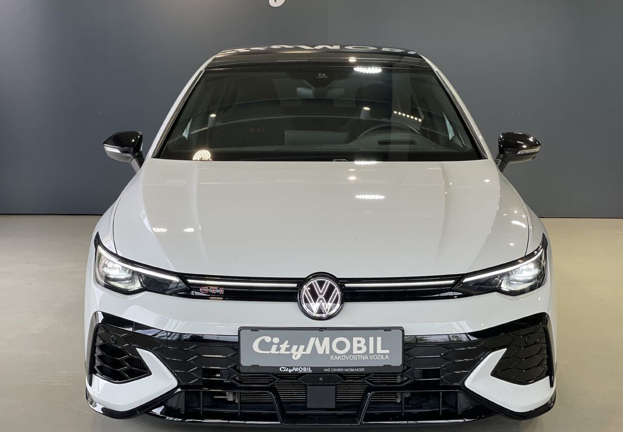 Zunanja slika - VW Golf - GTI-HEADUP-PANO-NAVI-GRETJE-LED-LANE-HARMAN KARDON - 2