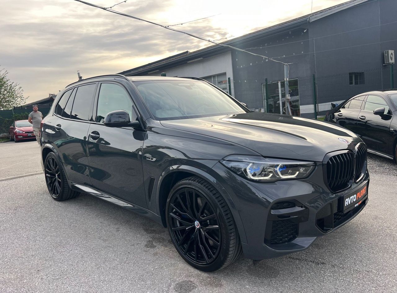Zunanja slika - BMW X5 - serija : xDrive45e M SPORT LASER ACC PANO HEADuP ALU22 - 7