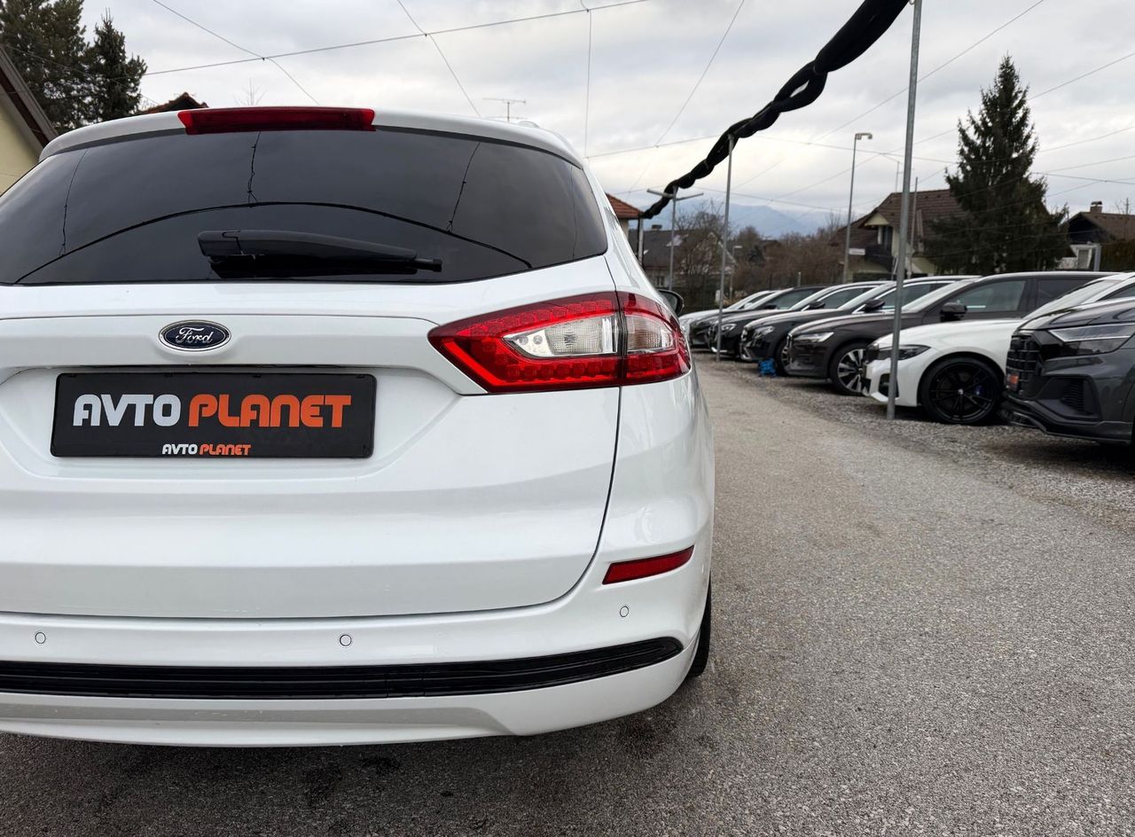 Zunanja slika - Ford Mondeo - 2.0 TDCi Titanium AUT. LED ACC TEMPOMAT NAVI DAB - 13