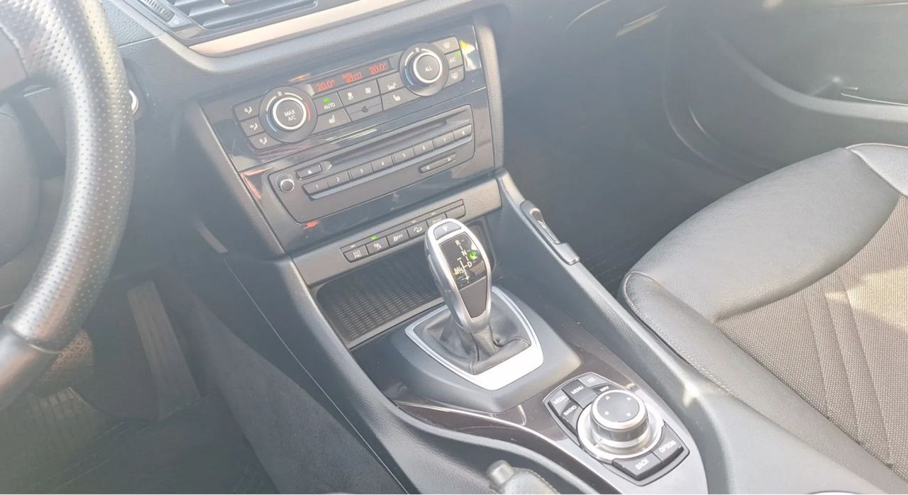 Zunanja slika - BMW X1 - serija :  xDrive18d xLine AUT. 1.lastnik SLO - 12