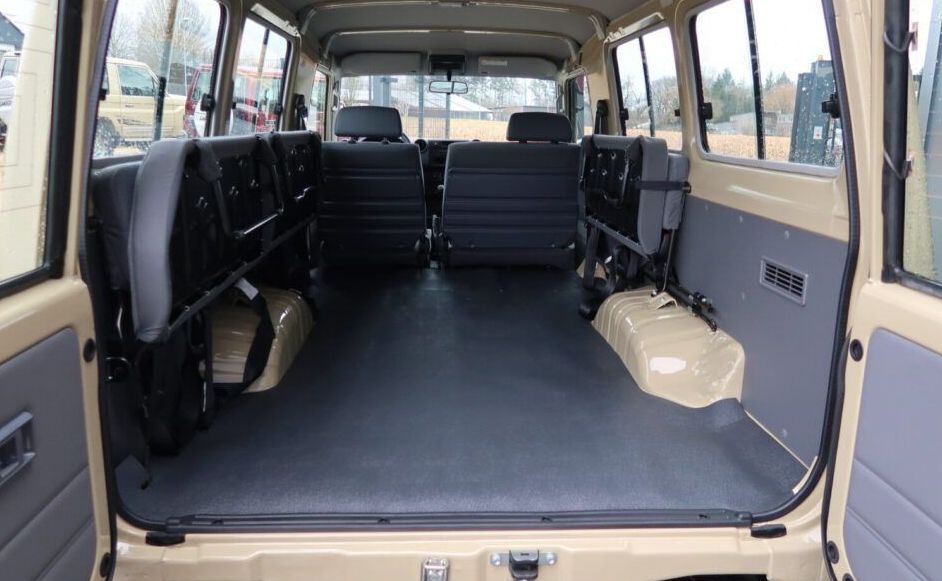 Zunanja slika - Toyota Land Cruiser - 4.0 V6 - 8