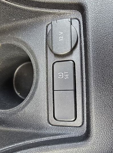 Zunanja slika - Škoda Citigo - 1.0 Ambition 60KM klima ABS ESP MP3 EL.PAKET - 11