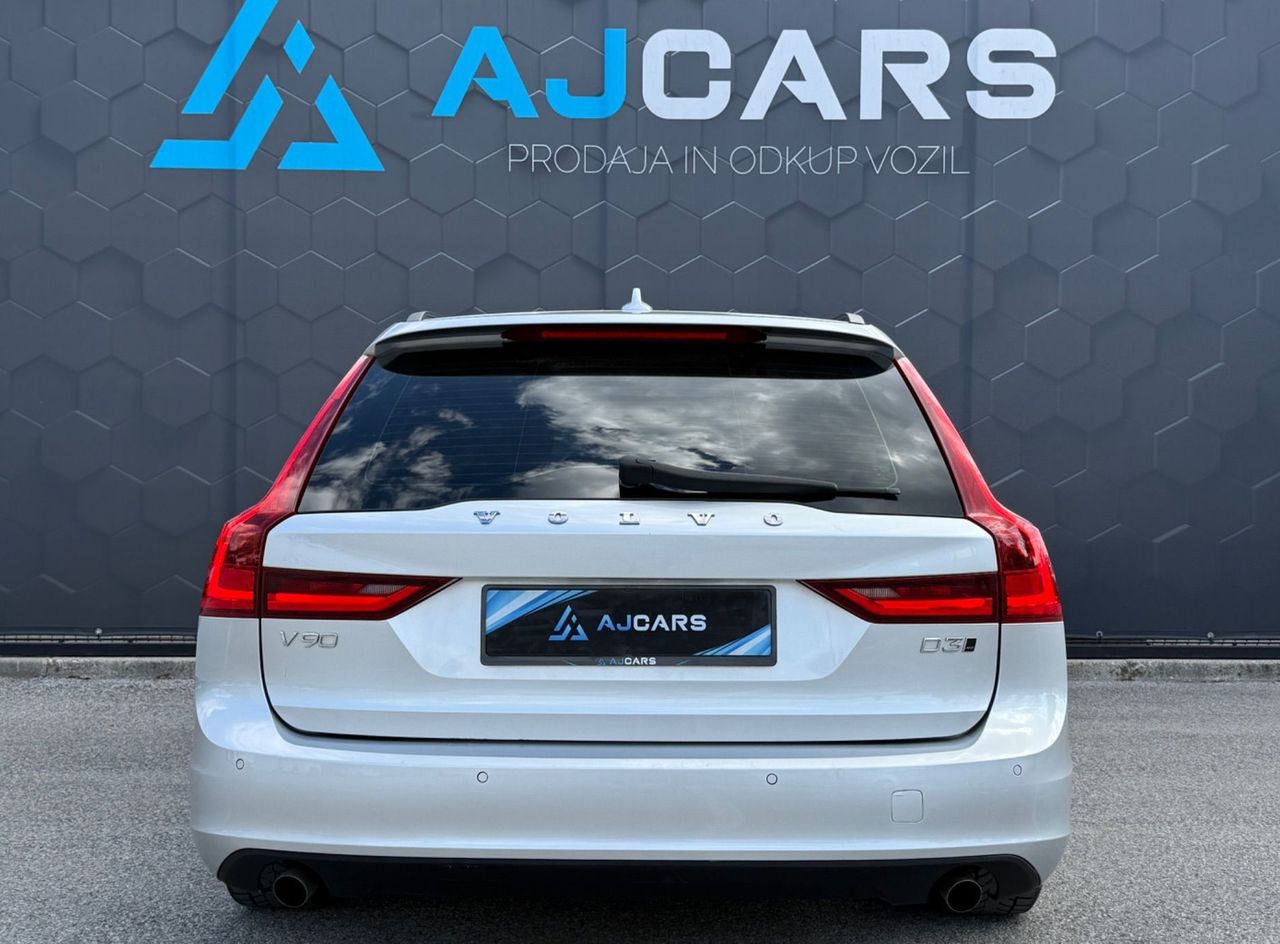 Zunanja slika - Volvo V90 - D3 A AWD Kinetic-Virtual-Full led-Velik servis... - 6