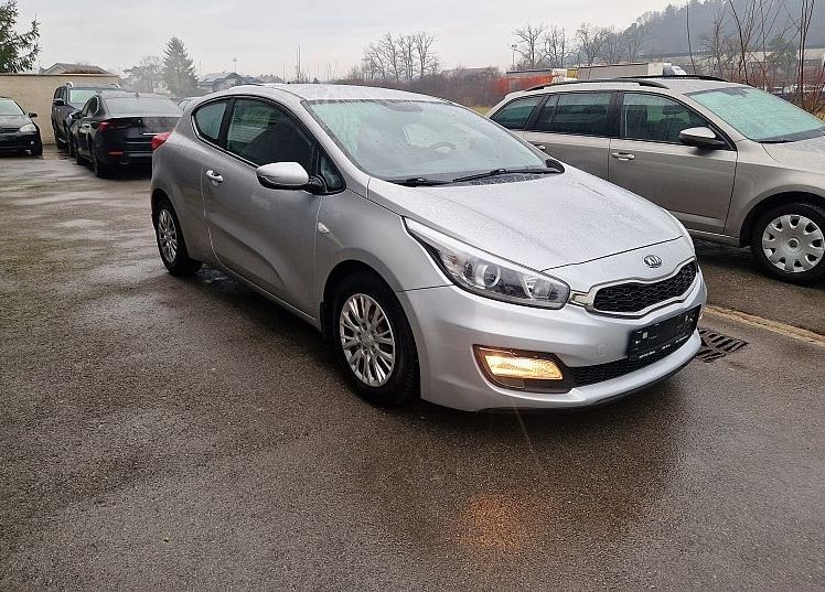 Zunanja slika - KIA Pro_Ceed - 1.4 CVVT 73 kW LX FUN+ SLO-1.LASTNIK... - 3