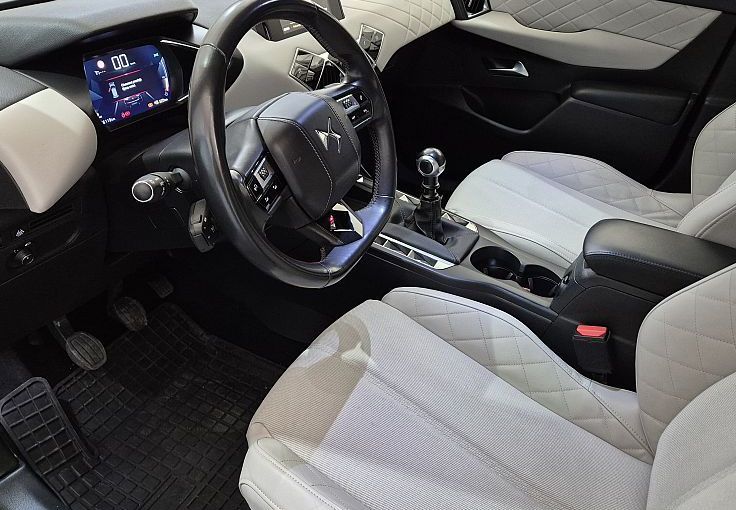 Zunanja slika - DS DS 3 Crossback - Rivoli 1.5L BlueHDi Rivoli Oprema ODLIČNO OHRANJEN - 5