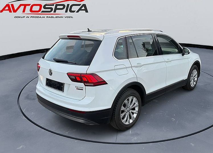 Zunanja slika - VW Tiguan - 2.0 TDI  4MOTION  Comfortline - NA OBROKE - - 4
