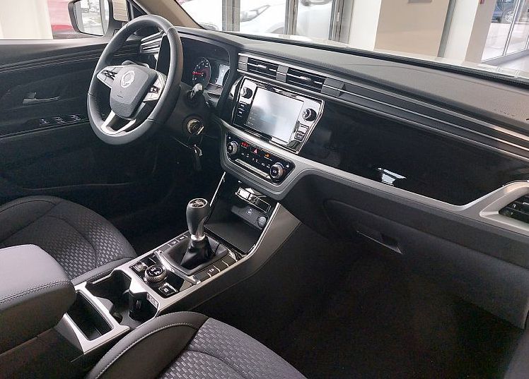 Zunanja slika - SsangYong Korando - 1.5 T-GDi Style MT VEČ BARV - 11