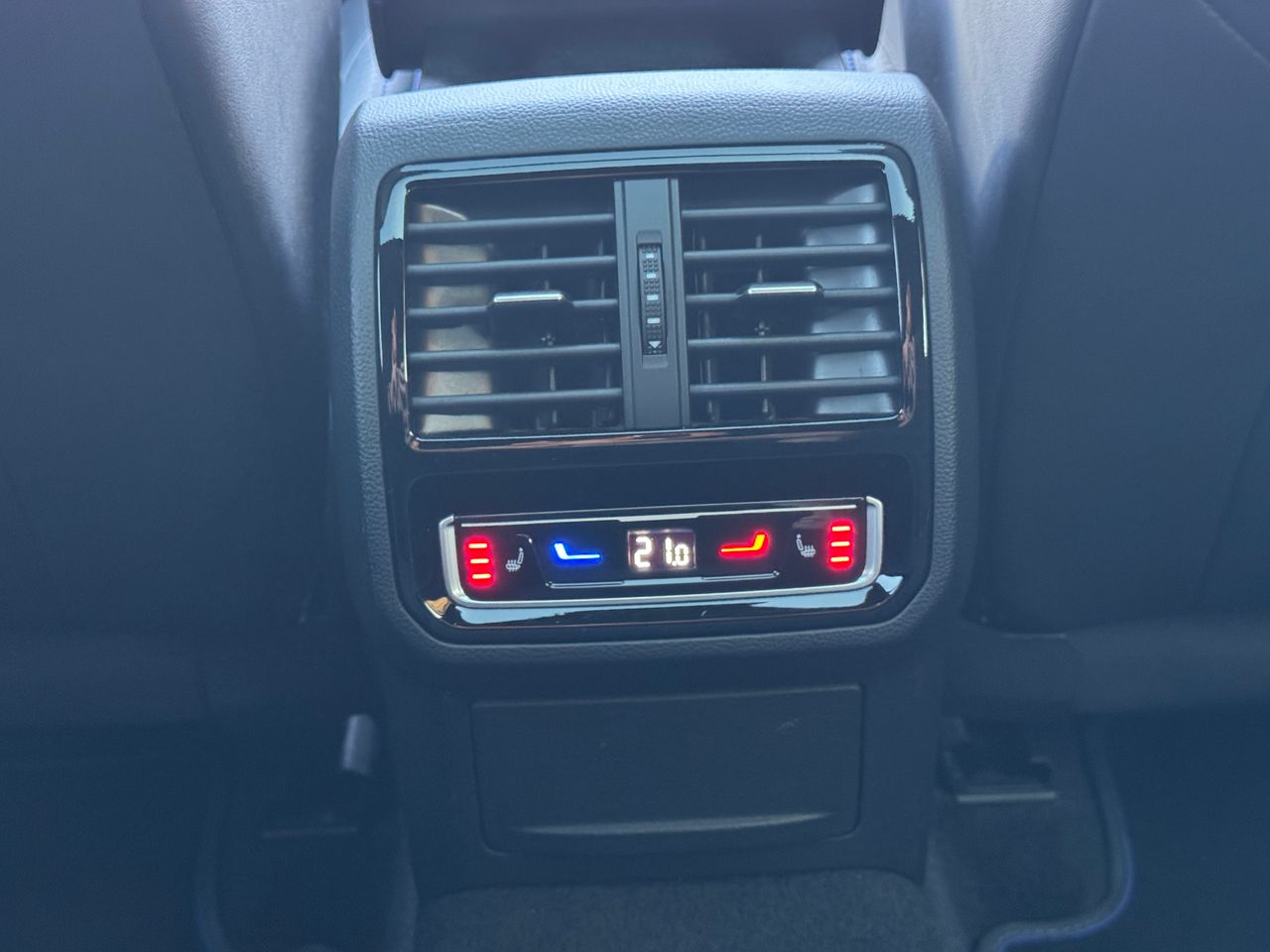 Notranja slika - VW Arteon - VW - 7