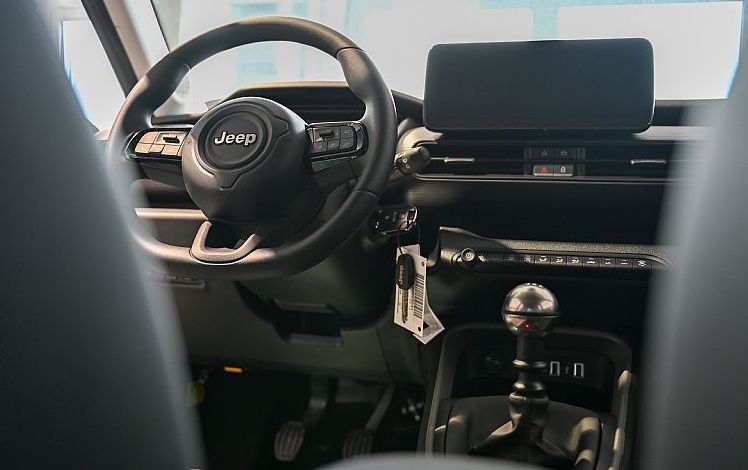 Zunanja slika - Jeep Avenger - 1.2 E-DCT6 MHEV 110 Altitude - 8